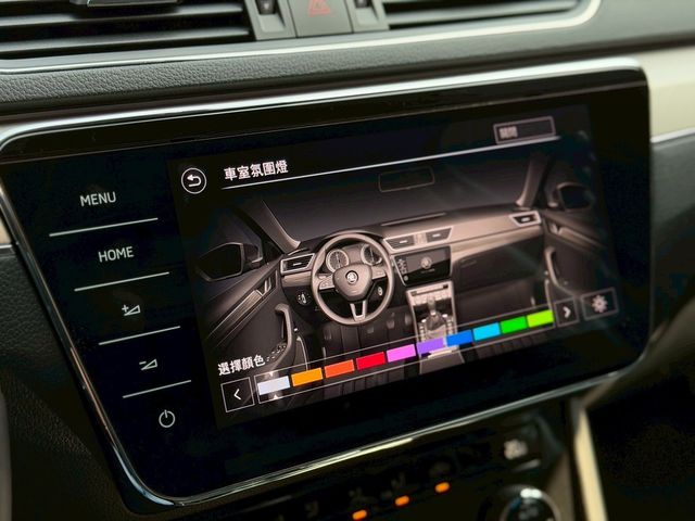 SKODA司科達 SUPERB COMBI  第12張相片