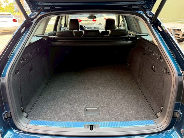 SKODA司科達 SUPERB COMBI  第19張相片