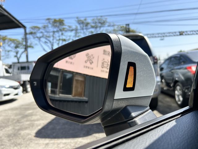 AUDI奧迪 Q2 35 TFSI  第11張相片