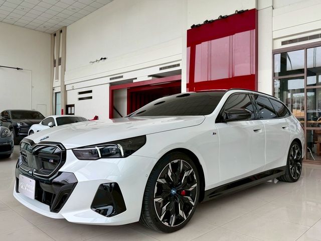 BMW寶馬 I5  第1張相片