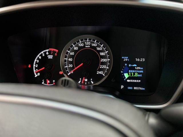 TOYOTA豐田 ALTIS  第4張相片