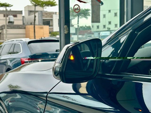 BMW寶馬 528I  第5張相片