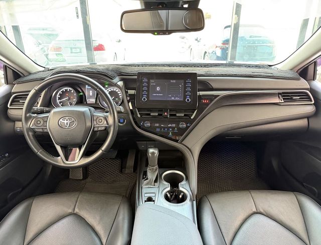 TOYOTA豐田 CAMRY  第14張相片