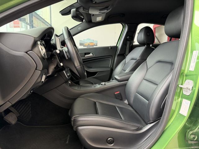 M-BENZ賓士 A180  第6張相片