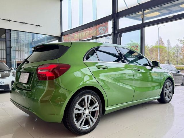 M-BENZ賓士 A180  第16張相片