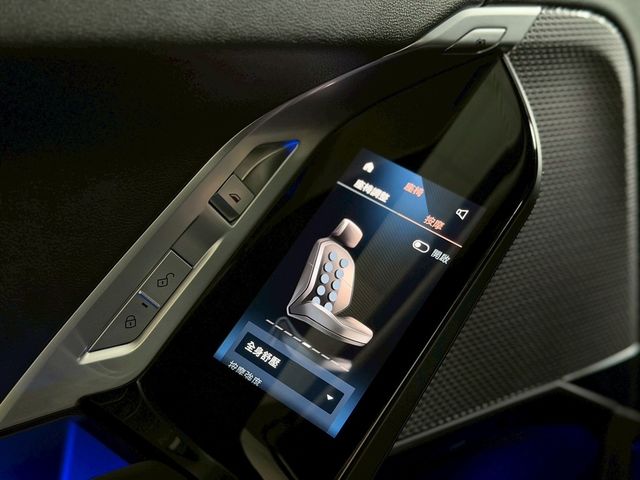 BMW寶馬 I7 XDRIVE60  第16張相片