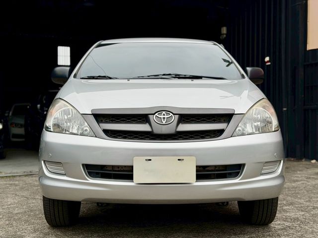 TOYOTA豐田 INNOVA  第2張相片