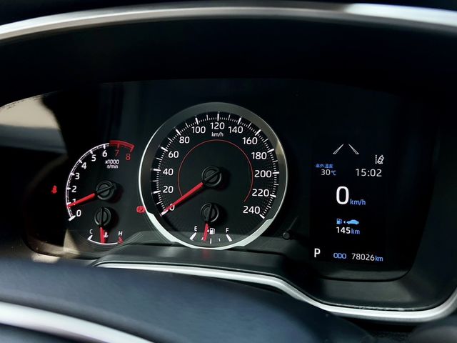 TOYOTA豐田 ALTIS  第4張相片