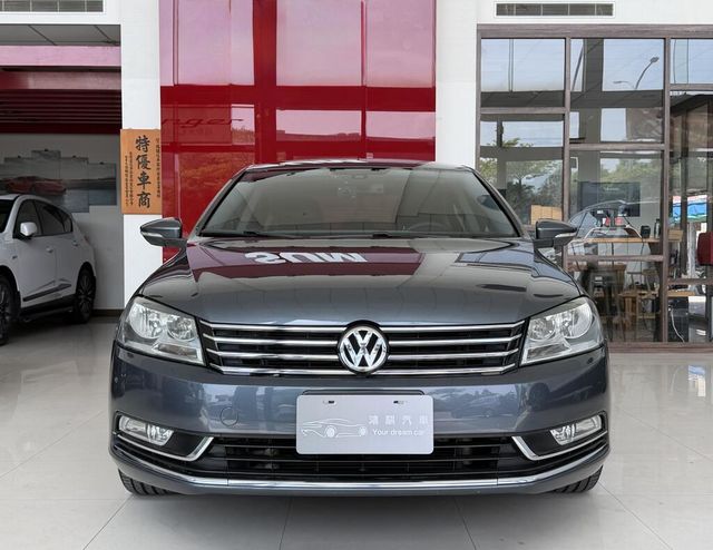 VOLKSWAGEN福斯 PASSAT  第2張相片