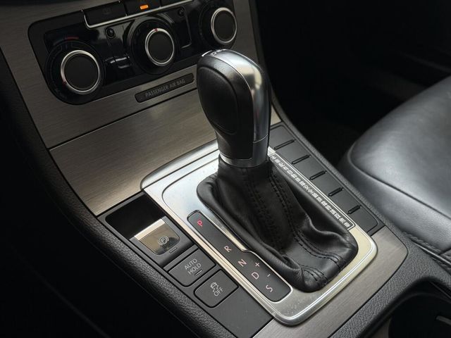 VOLKSWAGEN福斯 PASSAT  第10張相片