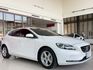 VOLVO富豪 V40  第3張縮圖