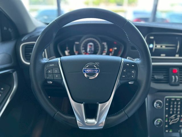 VOLVO富豪 V40  第12張相片