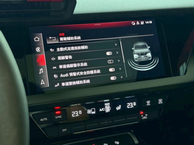 AUDI奧迪 RS3  第9張相片