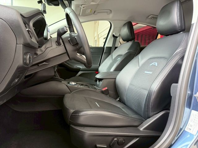 FORD福特 FOCUS ACTIVE  第7張相片