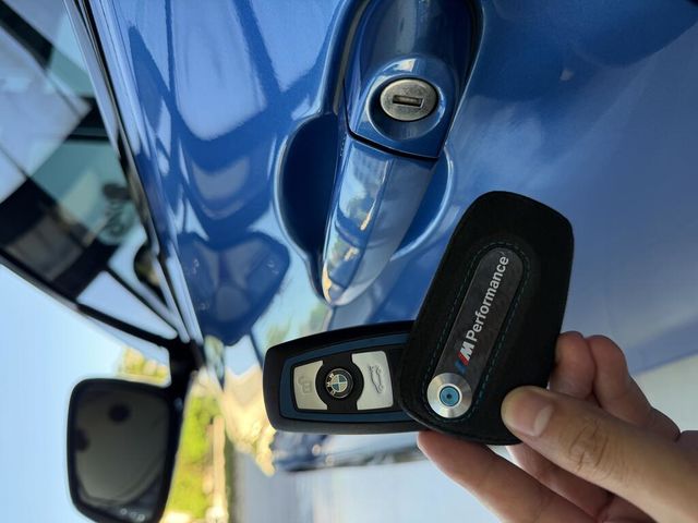 BMW寶馬 320I M SPORT  第5張相片