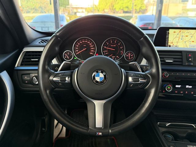 BMW寶馬 320I M SPORT  第8張相片