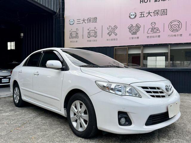 TOYOTA豐田 ALTIS  第3張相片