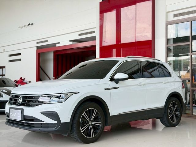 VOLKSWAGEN福斯 TIGUAN  第1張相片