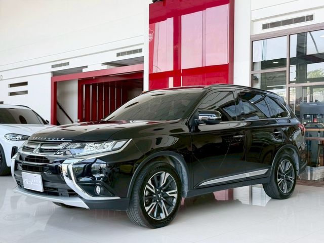 MITSUBISHI三菱 OUTLANDER  第1張相片