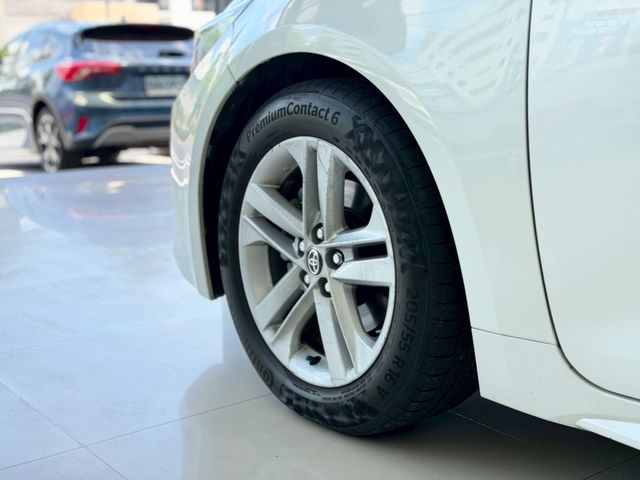 TOYOTA豐田 AURIS  第4張相片