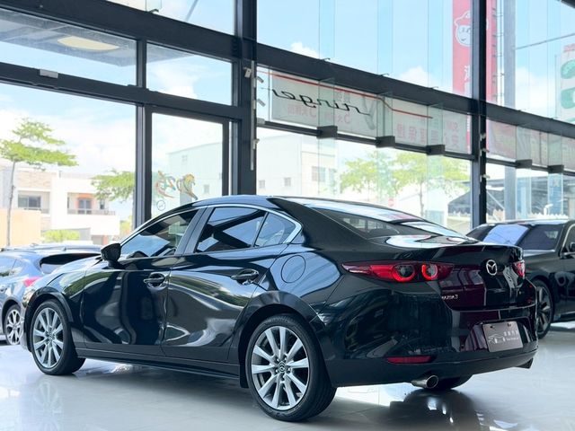 MAZDA馬自達 MAZDA 3  第17張相片