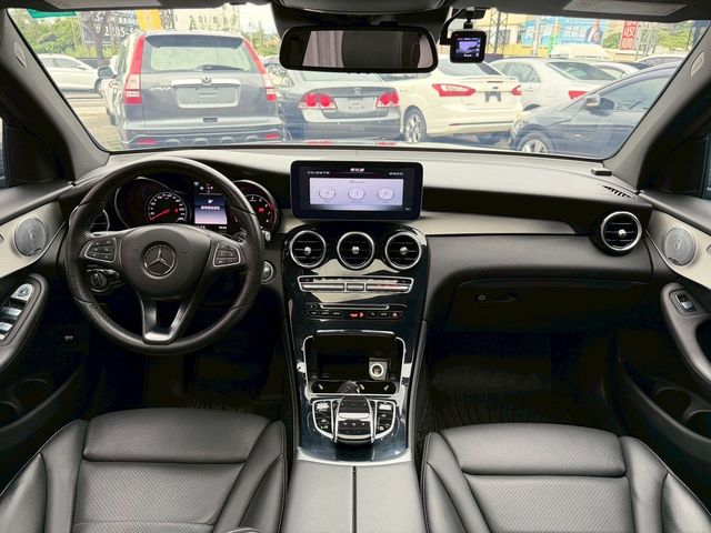 M-BENZ賓士 GLC300  第13張相片