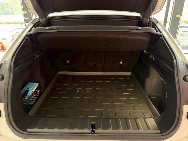 BMW寶馬 IX2 XDRIVE30  第19張相片