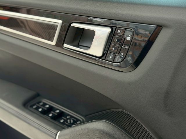 PORSCHE保時捷 CAYENNE  第6張相片