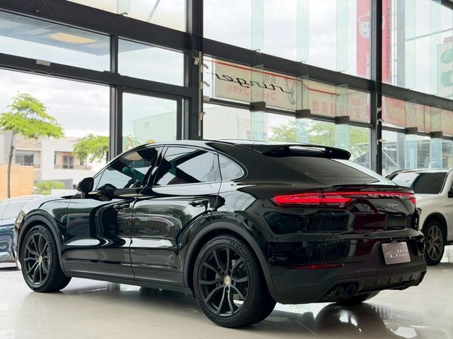 PORSCHE保時捷 CAYENNE  第17張相片