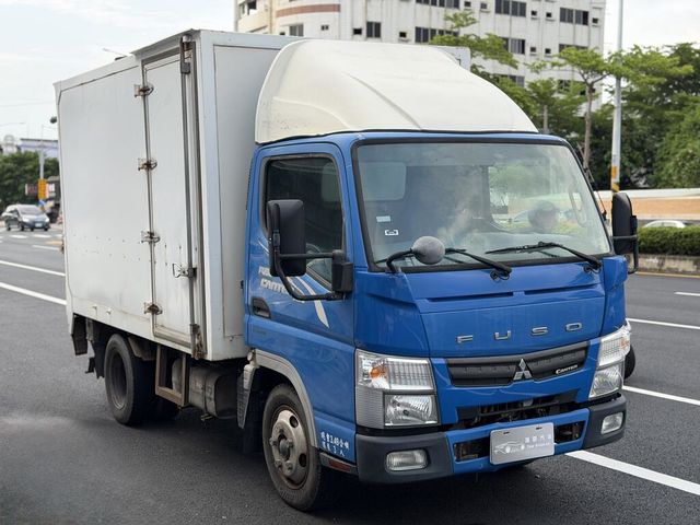 MITSUBISHI三菱 CANTER  第2張相片