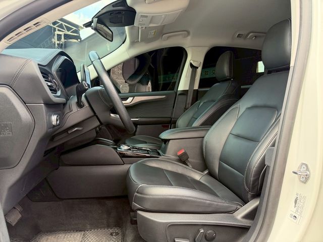 FORD福特 KUGA  第6張相片
