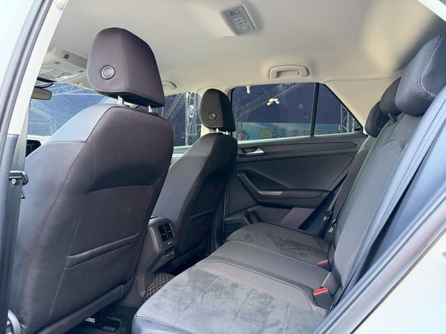 VOLKSWAGEN福斯 T-ROC  第15張相片