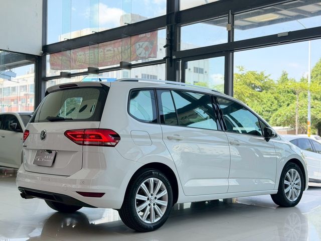 VOLKSWAGEN福斯 TOURAN  第20張相片
