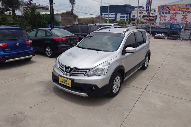 NISSAN日產 LIVINA  第1張相片