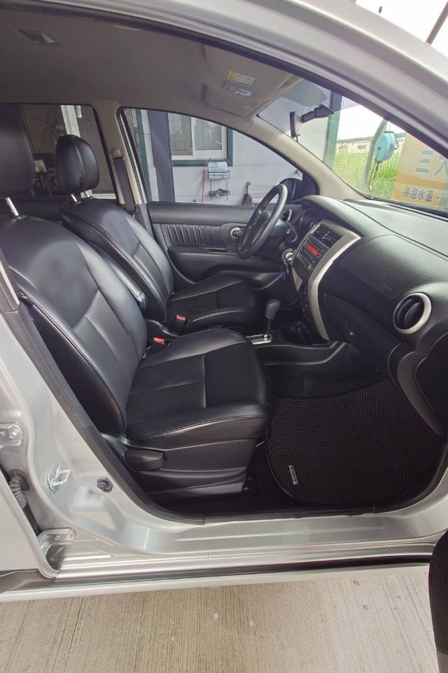 NISSAN日產 LIVINA  第9張相片
