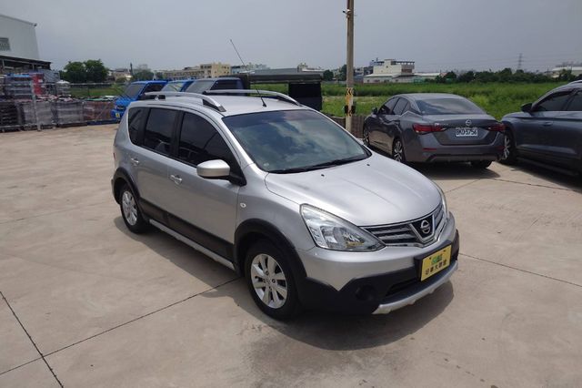 NISSAN日產 LIVINA  第15張相片