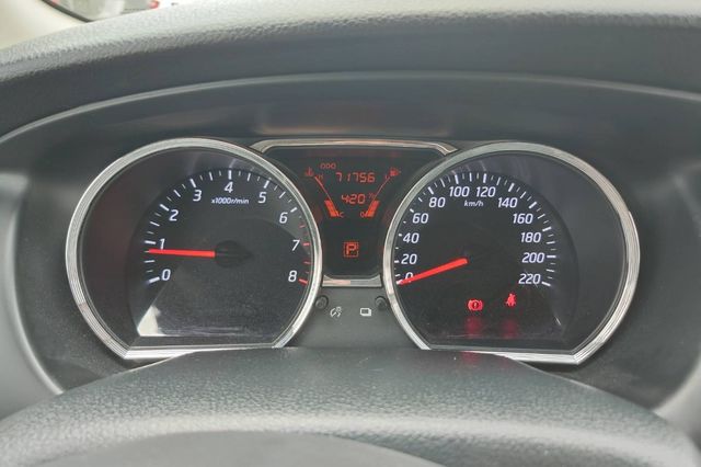 NISSAN日產 LIVINA  第7張相片