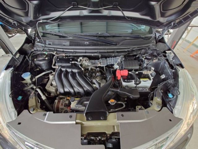 NISSAN日產 LIVINA  第9張相片