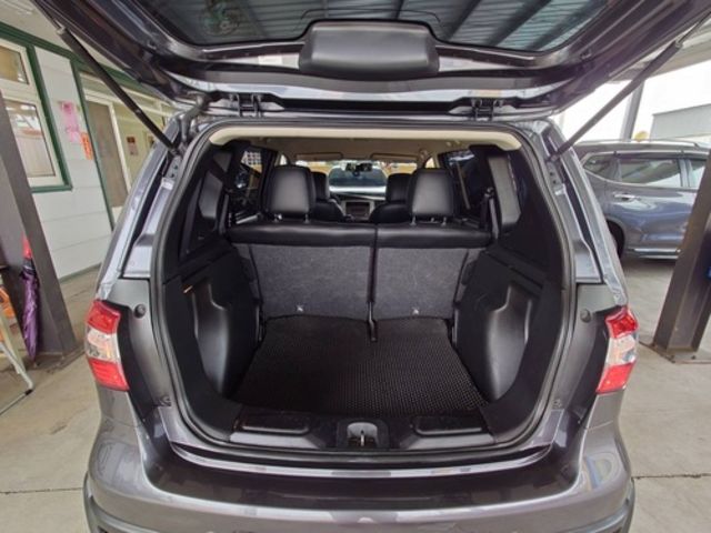 NISSAN日產 LIVINA  第10張相片