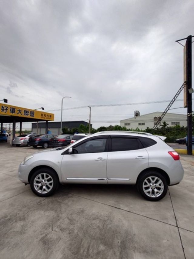 NISSAN日產 ROGUE  第3張相片
