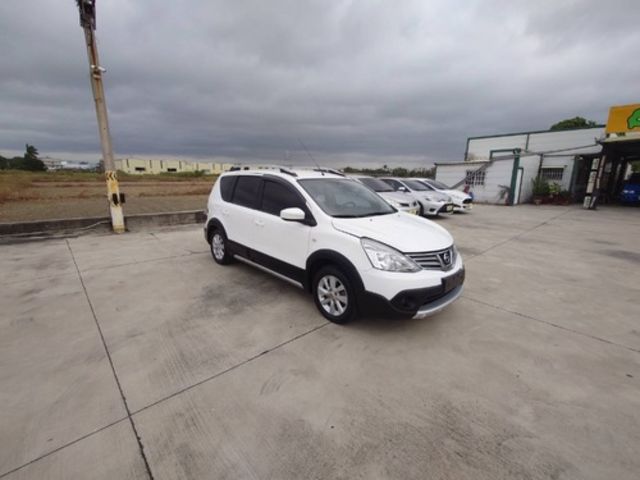 NISSAN日產 LIVINA  第3張相片