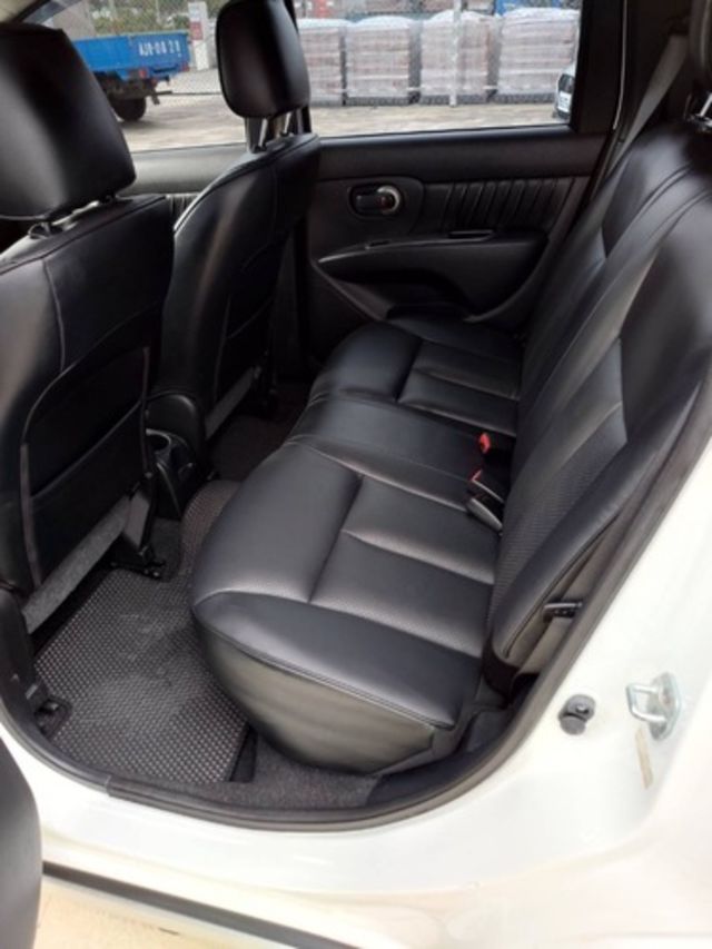 NISSAN日產 LIVINA  第11張相片