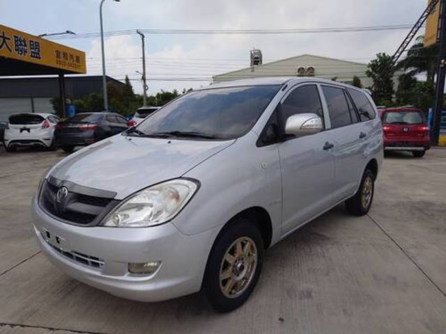 TOYOTA豐田 INNOVA  第1張相片