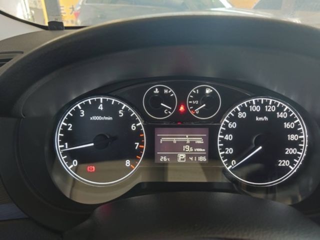 NISSAN日產 TIIDA  第8張相片