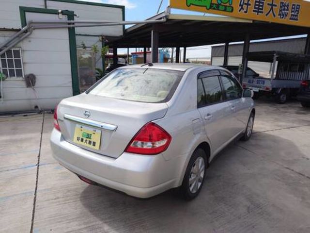 NISSAN日產 TIIDA  第7張相片
