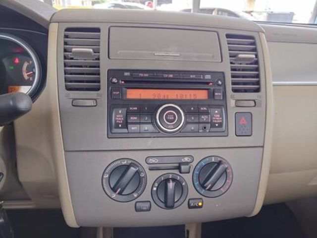 NISSAN日產 TIIDA  第13張相片