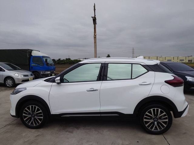 NISSAN日產 KICKS  第2張相片