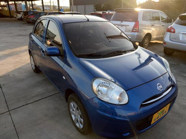 NISSAN日產 MARCH  第2張相片