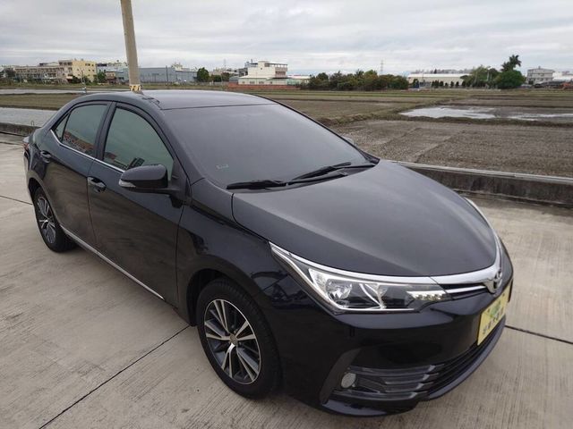 TOYOTA豐田 ALTIS  第2張相片