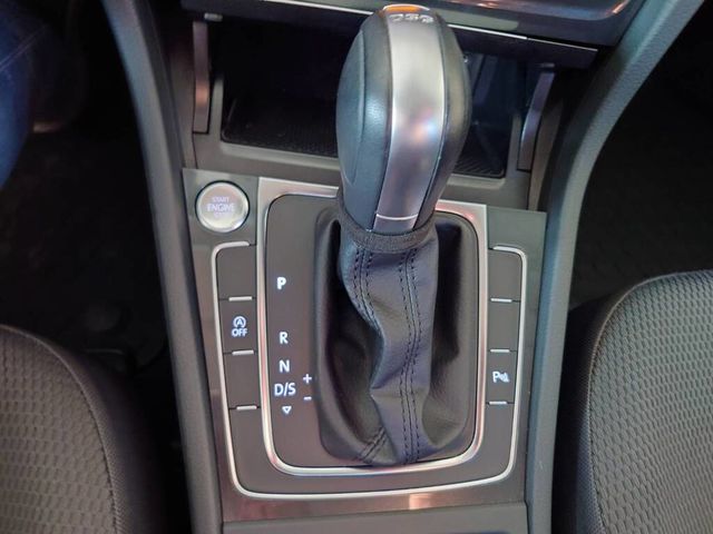 VOLKSWAGEN福斯 GOLF  第18張相片